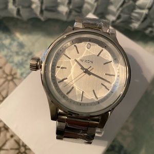 BRAND NEW!! NIXON LADIES WATCH